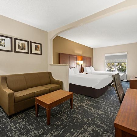 Comfort Suites Kansas City-Λίμπερτι Εξωτερικό φωτογραφία