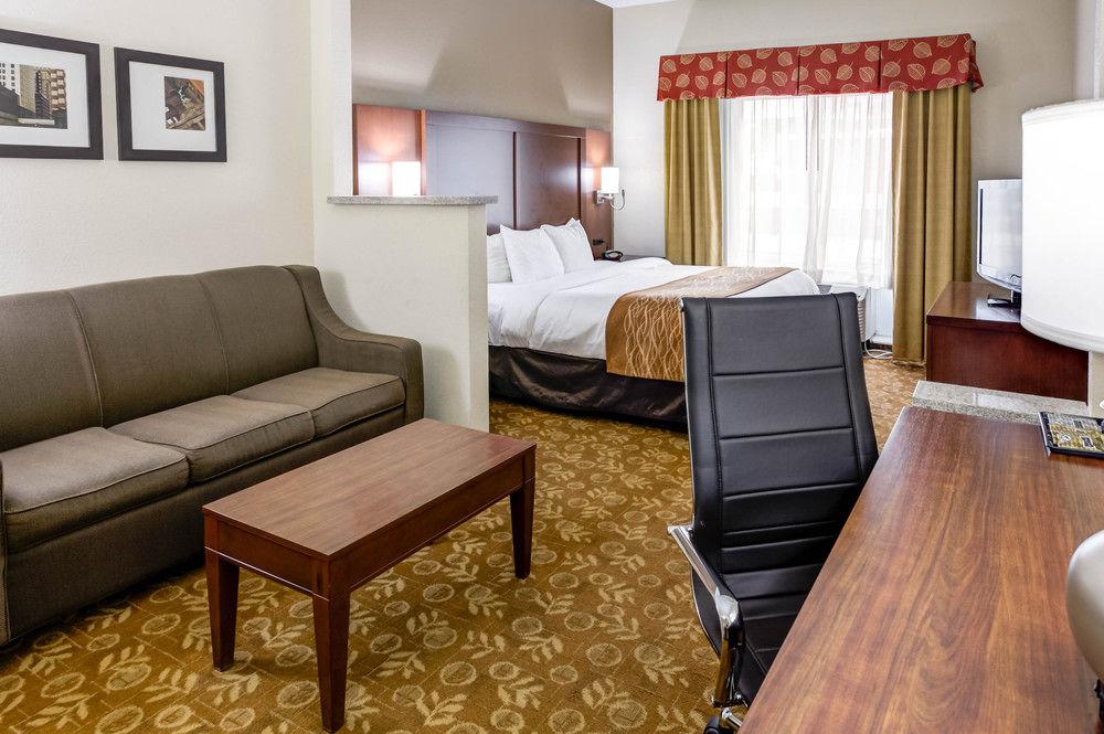 Comfort Suites Kansas City-Λίμπερτι Εξωτερικό φωτογραφία